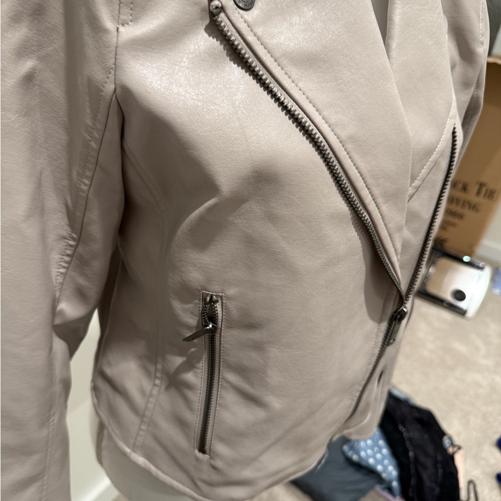 Abercrombie & Fitch Gray faux Leather Moto Jacket - Picture 5 of 5